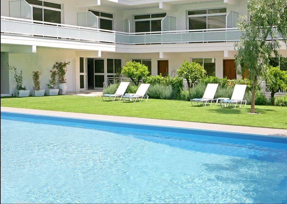Corina Suites And Apartments Лимасол Экстерьер фото